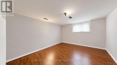 35 FLORENS AVENUE Toronto (Clairlea-Birchmount) Ontario photo 32
