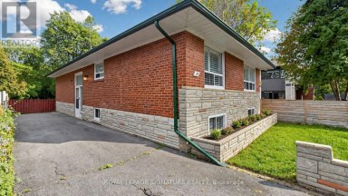 35 FLORENS AVENUE Toronto (Clairlea-Birchmount) Ontario photo 34
