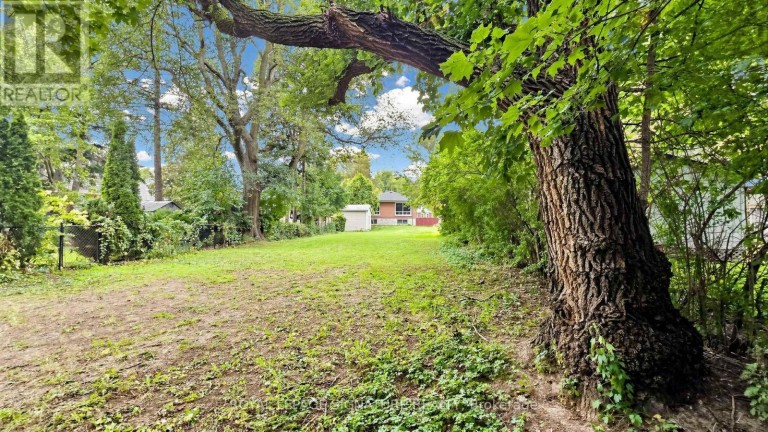 35 FLORENS AVENUE, Toronto (Clairlea-Birchmount), Ontario, M1L1R7