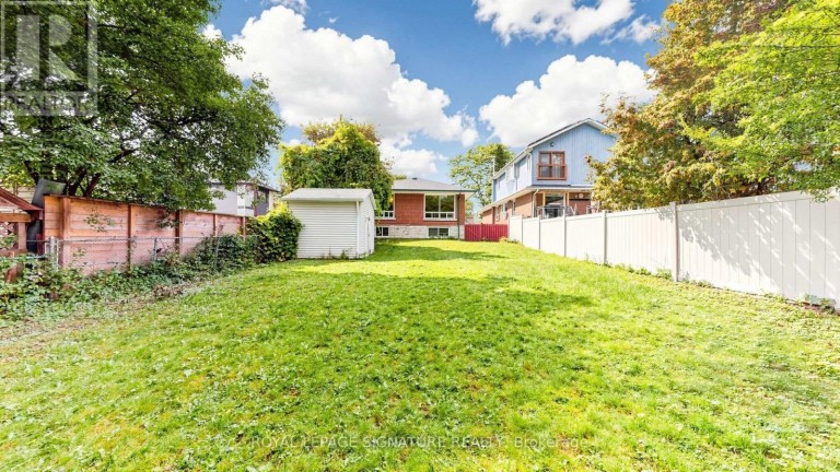 35 FLORENS AVENUE, Toronto (Clairlea-Birchmount), Ontario, M1L1R7