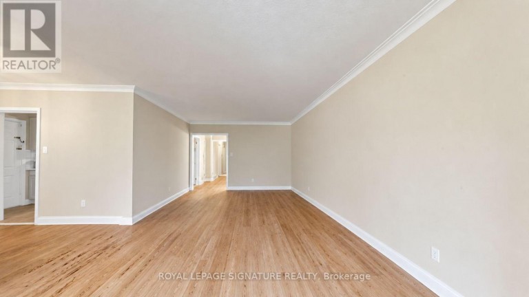 35 FLORENS AVENUE, Toronto (Clairlea-Birchmount), Ontario, M1L1R7