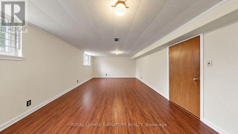 35 FLORENS AVENUE, Toronto (Clairlea-Birchmount), Ontario, M1L1R7