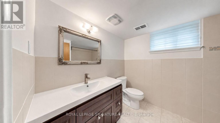 35 FLORENS AVENUE, Toronto (Clairlea-Birchmount), Ontario, M1L1R7