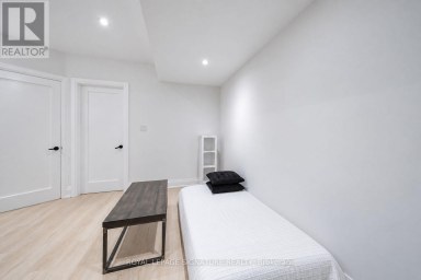 540B PHARMACY AVENUE Toronto (Clairlea-Birchmount) Ontario photo 35