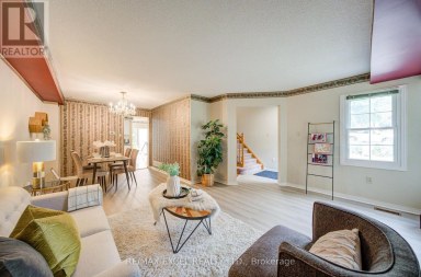 563 TARA HILL CIRCLE Aurora (Aurora Village) Ontario photo 10