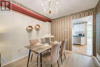 563 TARA HILL CIRCLE Aurora (Aurora Village) Ontario photo 12