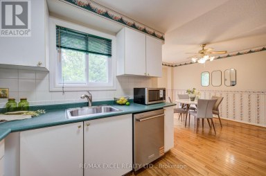 563 TARA HILL CIRCLE Aurora (Aurora Village) Ontario photo 18