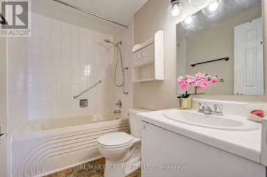 563 TARA HILL CIRCLE Aurora (Aurora Village) Ontario photo 33
