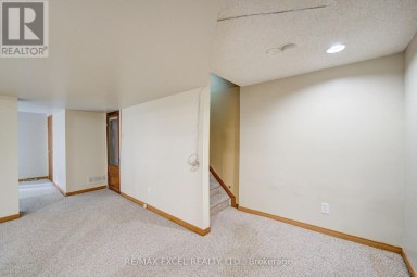 563 TARA HILL CIRCLE Aurora (Aurora Village) Ontario photo 35