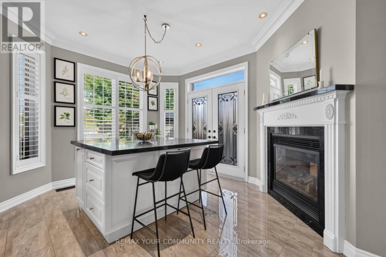 38 DIMARINO DRIVE, Vaughan (Patterson), Ontario, L6A0E8