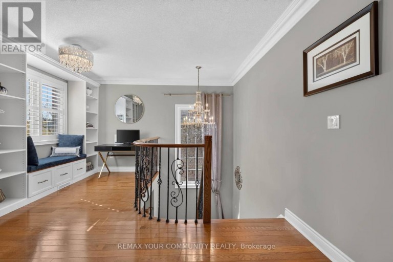 38 DIMARINO DRIVE, Vaughan (Patterson), Ontario, L6A0E8