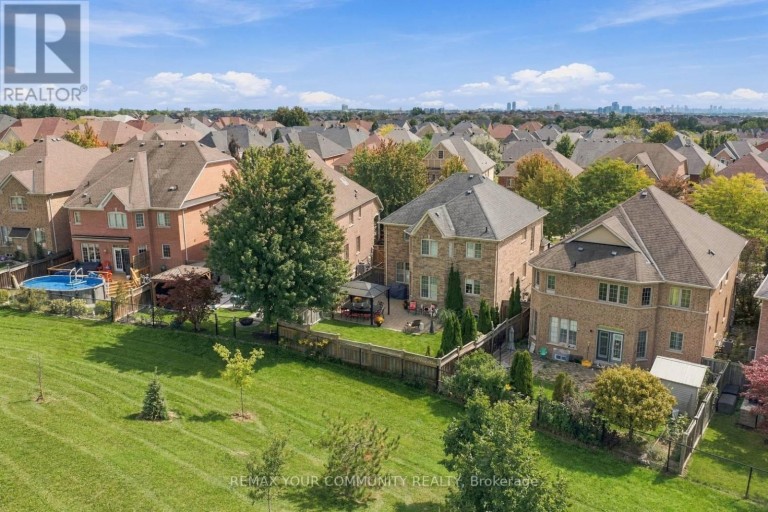 38 DIMARINO DRIVE, Vaughan (Patterson), Ontario, L6A0E8