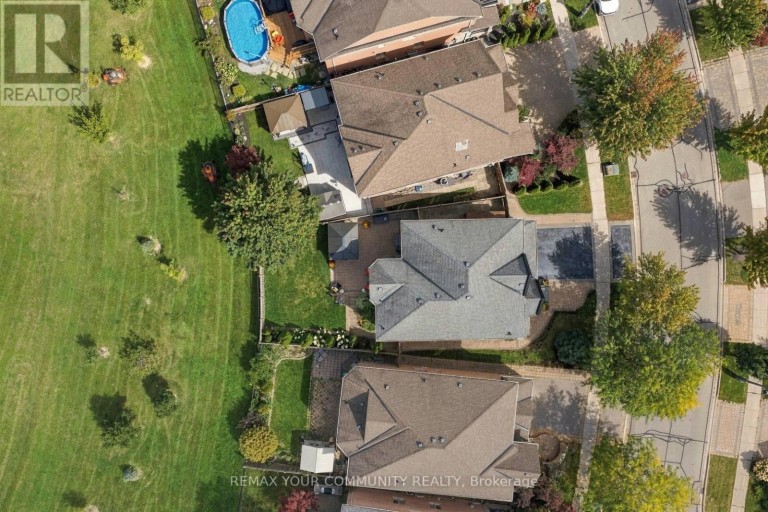38 DIMARINO DRIVE, Vaughan (Patterson), Ontario, L6A0E8