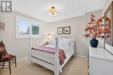 126 WANITA ROAD Mississauga (Port Credit) Ontario photo 24