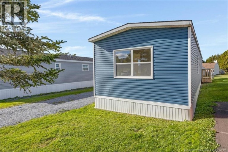 11 Nova Drive, Saint John, New Brunswick, E2N1P1