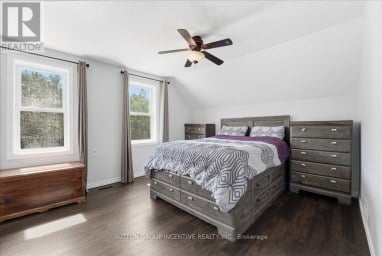 107 PARK STREET Tay (Victoria Harbour) Ontario photo 13