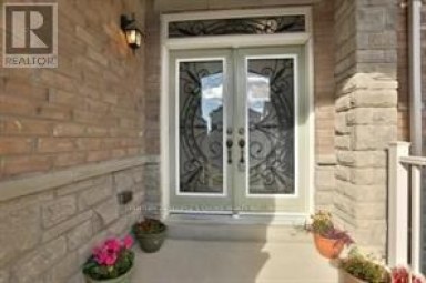 20 WASHBURN ROAD Brampton (Bram East) Ontario photo 2