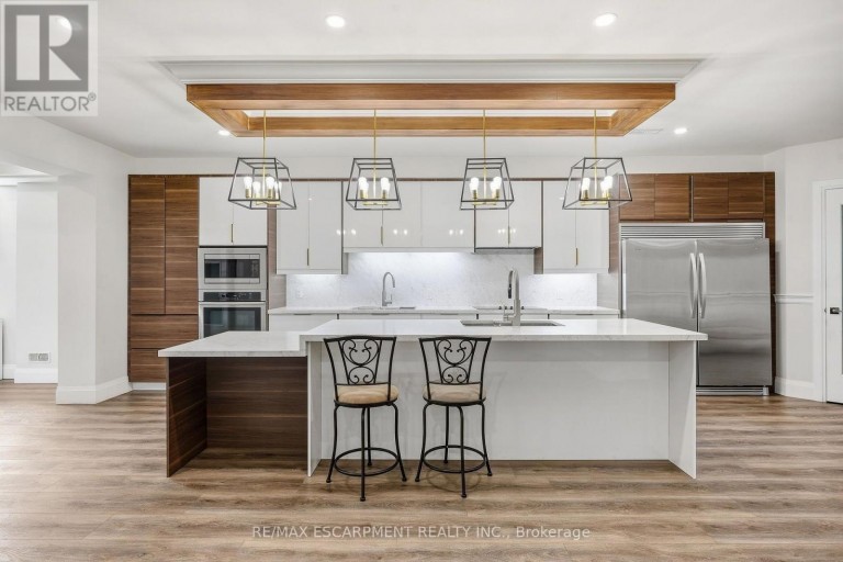 47 TEWS LANE, Hamilton (Greensville), Ontario, L9H7N4