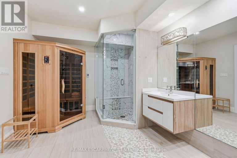 47 TEWS LANE, Hamilton (Greensville), Ontario, L9H7N4