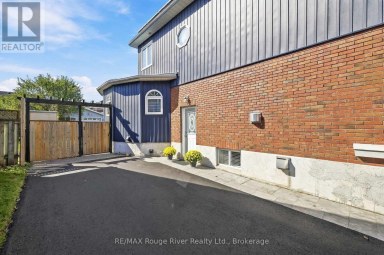 1116 GREEN STREET Whitby (Downtown Whitby) Ontario photo 40