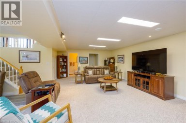 170 PROSPECT Street Port Dover Ontario photo 37