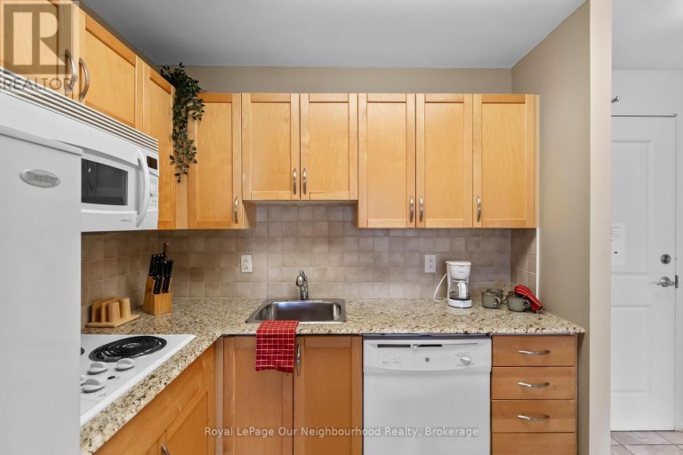 425 - 240 CHAPEL STREET, Cobourg, Ontario, K9A0E3