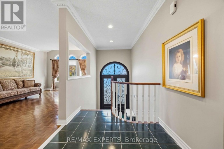 93 VELMAR DRIVE, Vaughan (East Woodbridge), Ontario, L4L8W4