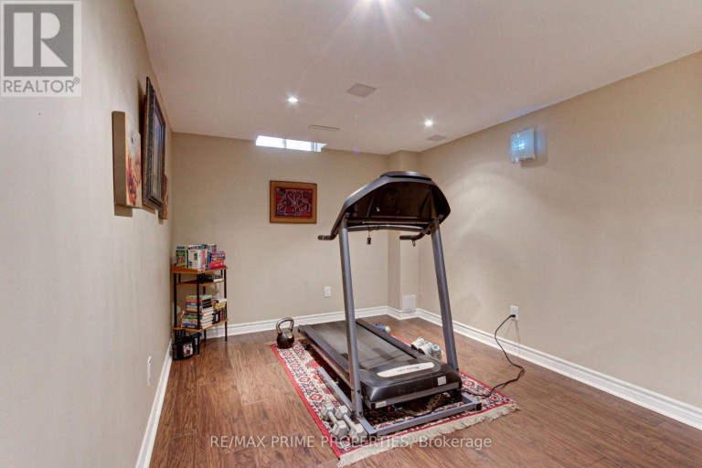 64 IAN DRIVE, Georgina (Keswick South), Ontario, L4P4G3