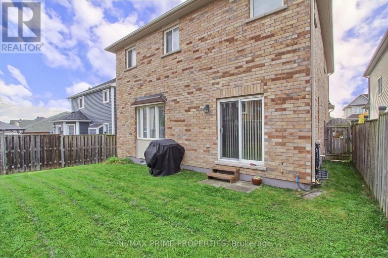 64 IAN DRIVE, Georgina (Keswick South), Ontario, L4P4G3