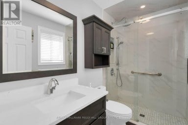 35 LIVIA HERMAN WAY Barrie (East Bayfield) Ontario photo 7