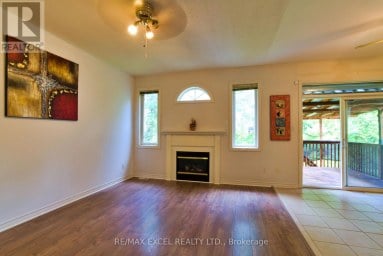 12 CARDINAL WAY Wasaga Beach Ontario photo 12