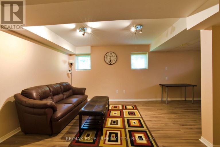 12 CARDINAL WAY, Wasaga Beach, Ontario, L9Z3B6