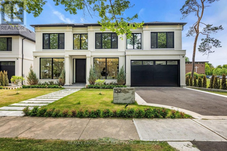 152 THIRD LINE, Oakville (BR Bronte), Ontario, L6L3Z8