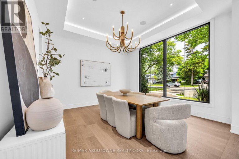 152 THIRD LINE, Oakville (BR Bronte), Ontario, L6L3Z8