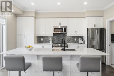 77 BORERS CREEK CIRCLE Hamilton (Waterdown) Ontario photo 15