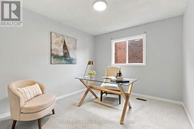 51 LOFTHOUSE DRIVE, Whitby (Rolling Acres), Ontario, L1R1W5