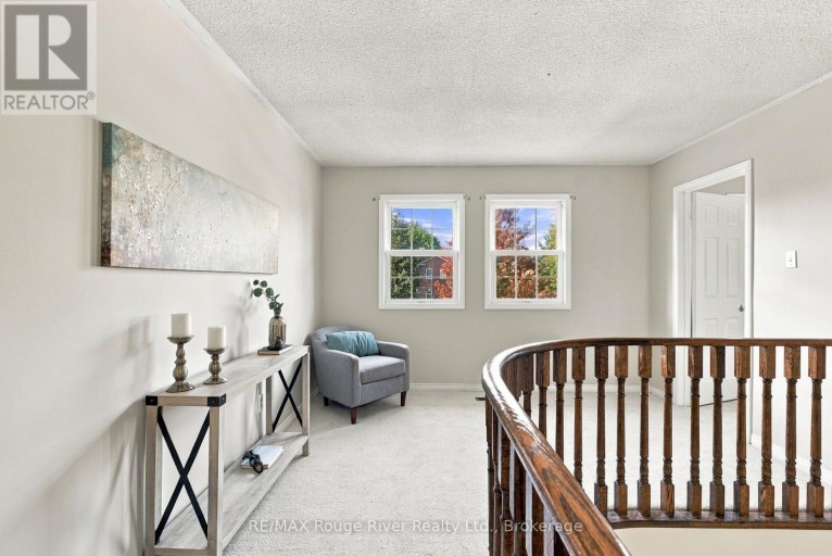 51 LOFTHOUSE DRIVE, Whitby (Rolling Acres), Ontario, L1R1W5