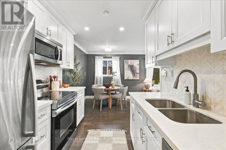 1-4 - 540 MARY STREET E, Whitby (Downtown Whitby), Ontario, L1N2R1