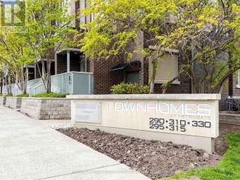 TH3 - 330 VILLAGE GREEN SQUARE Toronto (Agincourt South-Malvern West) Ontario photo 1