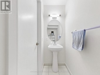 TH3 - 330 VILLAGE GREEN SQUARE Toronto (Agincourt South-Malvern West) Ontario photo 17