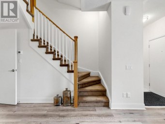 TH3 - 330 VILLAGE GREEN SQUARE Toronto (Agincourt South-Malvern West) Ontario photo 18