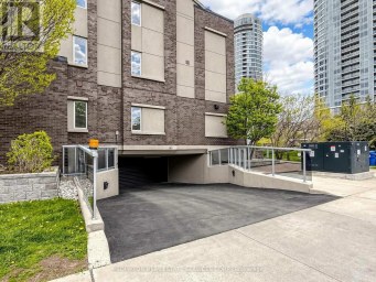 TH3 - 330 VILLAGE GREEN SQUARE Toronto (Agincourt South-Malvern West) Ontario photo 34