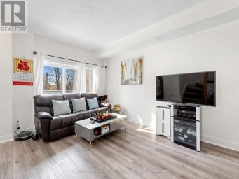TH3 - 330 VILLAGE GREEN SQUARE Toronto (Agincourt South-Malvern West) Ontario photo 7