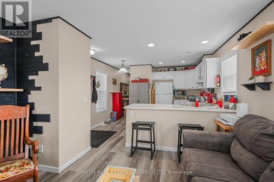 57 - 2189 DUNDAS STREET London East (East I) Ontario photo 1