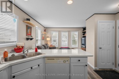 57 - 2189 DUNDAS STREET London East (East I) Ontario photo 6