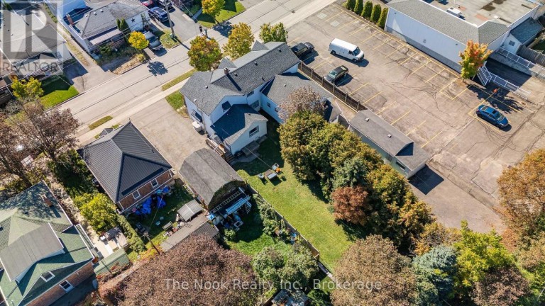 64 WELLINGTON STREET, Clarington (Bowmanville), Ontario, L1C1V5