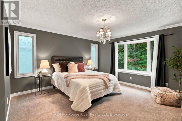 264 RYERSON CRESCENT, Oshawa (Samac), Ontario, L1G8B7