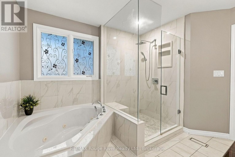 264 RYERSON CRESCENT, Oshawa (Samac), Ontario, L1G8B7