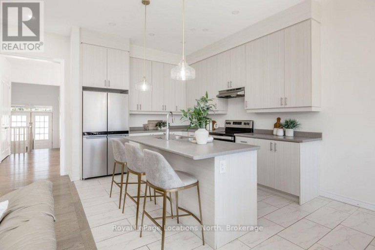 298 RAMBLEWOOD DRIVE, Wasaga Beach, Ontario, L9Z2B2