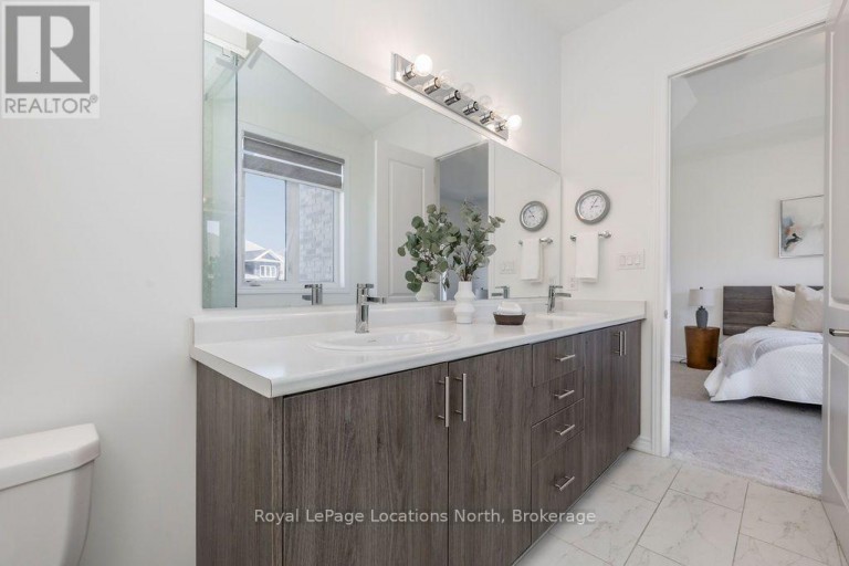 298 RAMBLEWOOD DRIVE, Wasaga Beach, Ontario, L9Z2B2